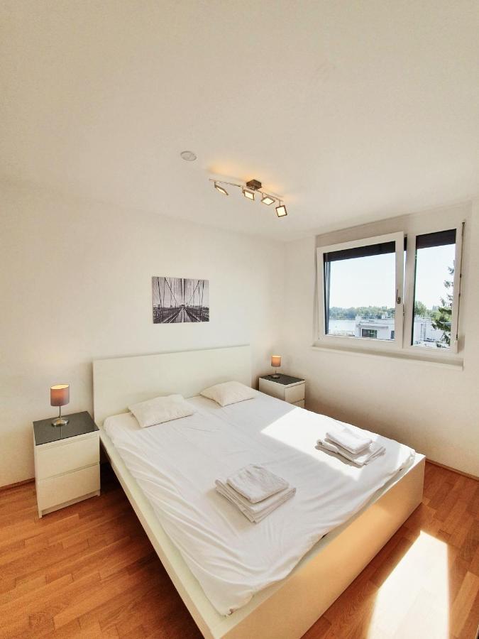 Near Lake Two Bedroom Fully Furnished Apartment Wenen Buitenkant foto